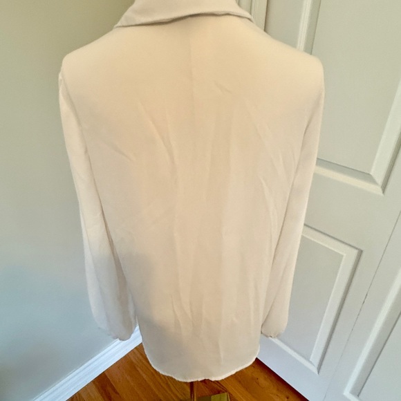 Express Ivory Ruffle Blouse - Picture 3 of 4